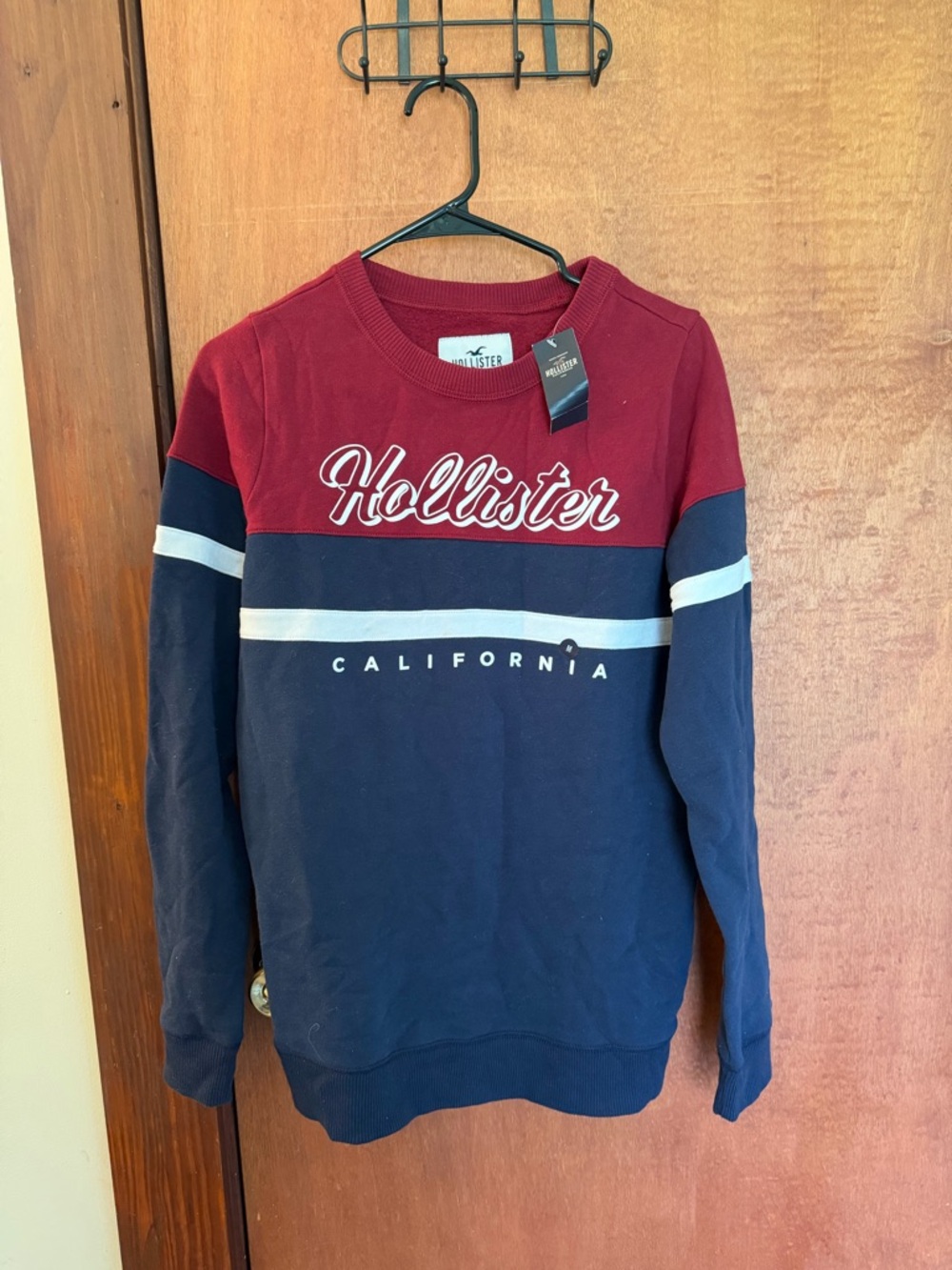 Hollister Two-Tone Burgundy & Navy Crewneck Sweatshirt